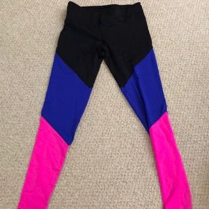 Onzie workout pants